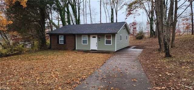 2835 Laguna Avenue, Winston-salem, NC 27103