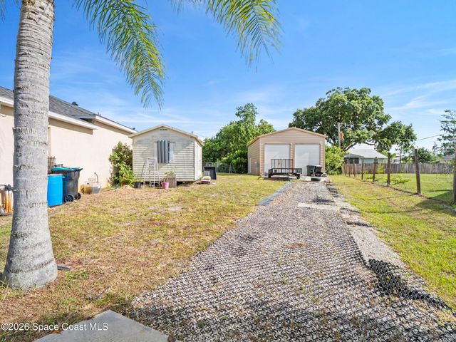 1284 Padgett Road SE, Palm Bay, FL 32909