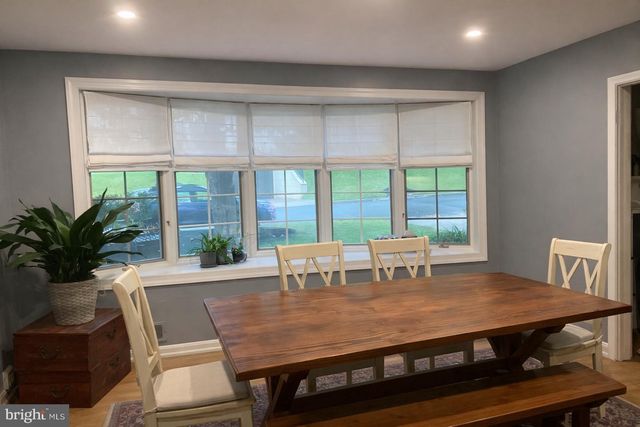 3201 BROAD BRANCH TER NW, Washington, DC 20008