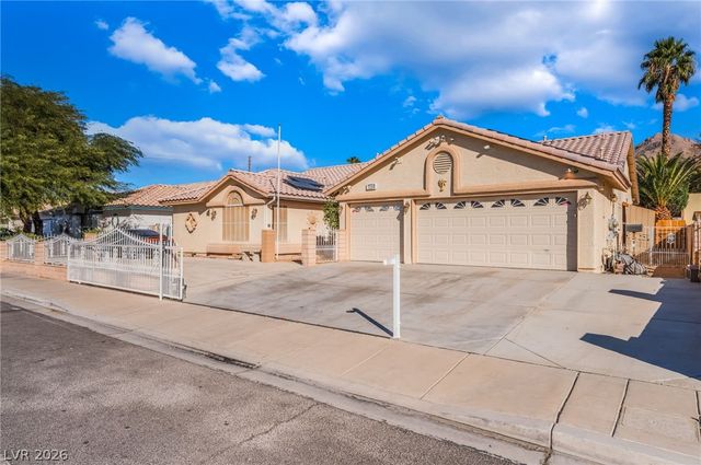 1554 Mount Hood Street, Las Vegas, NV 89110