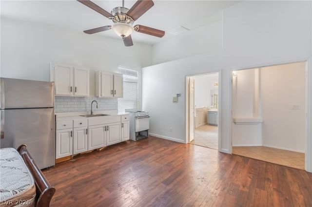 1554 Mount Hood Street, Las Vegas, NV 89110