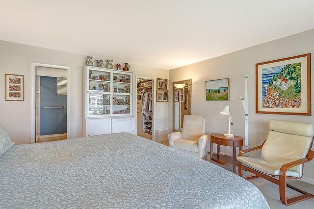 4350 CHATHAM DRIVE 208, Longboat Key, FL 34228