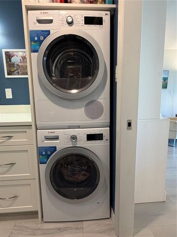 4350 CHATHAM DRIVE 208, Longboat Key, FL 34228