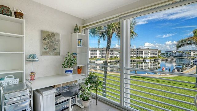 4350 CHATHAM DRIVE 208, Longboat Key, FL 34228