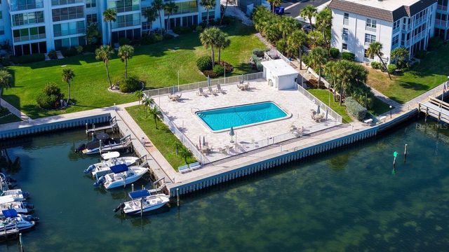 4350 CHATHAM DRIVE 208, Longboat Key, FL 34228