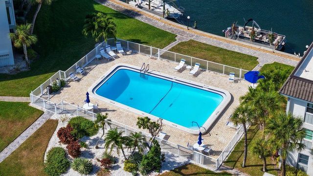 4350 CHATHAM DRIVE 208, Longboat Key, FL 34228