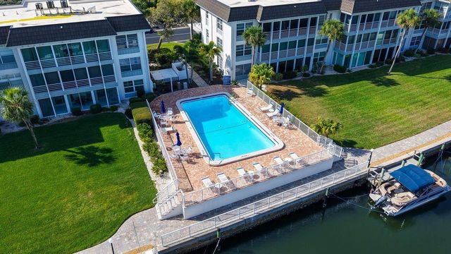 4350 CHATHAM DRIVE 208, Longboat Key, FL 34228