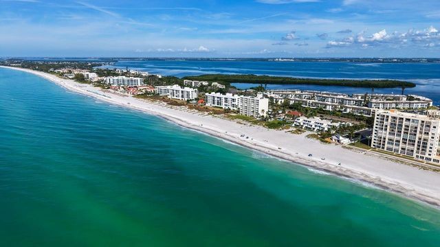 4350 CHATHAM DRIVE 208, Longboat Key, FL 34228