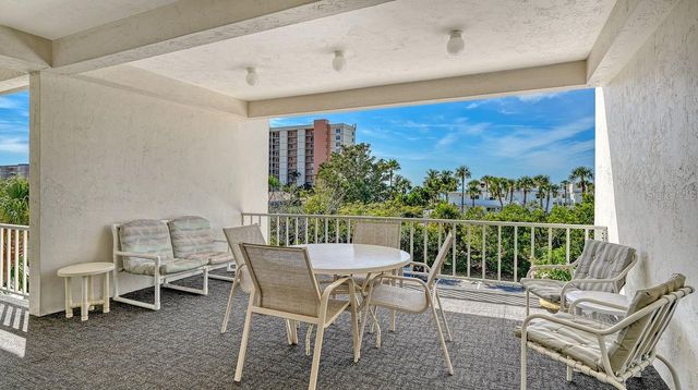 4350 CHATHAM DRIVE 208, Longboat Key, FL 34228