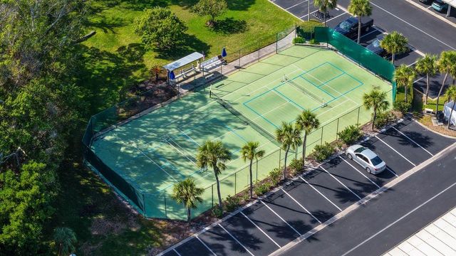 4350 CHATHAM DRIVE 208, Longboat Key, FL 34228