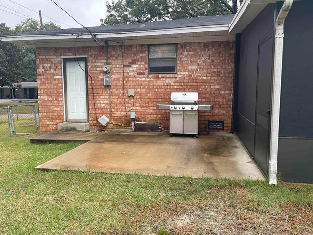 10 Talmage Drive, Little Rock, AR 72204