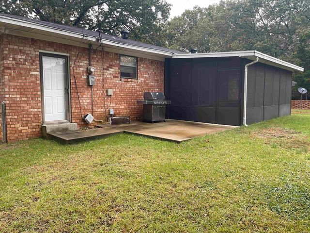 10 Talmage Drive, Little Rock, AR 72204