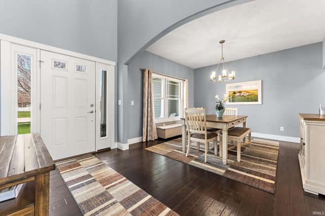 112 Lavender Court, New Carlisle, IN 46552