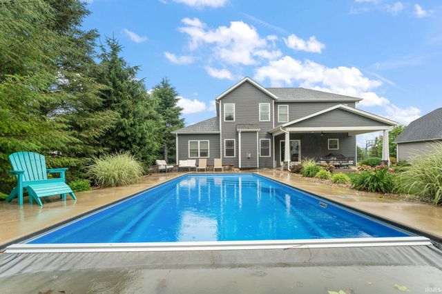 112 Lavender Court, New Carlisle, IN 46552