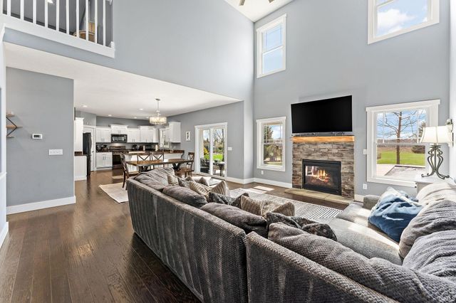 112 Lavender Court, New Carlisle, IN 46552