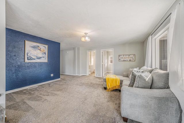 1202 S PEARL STREET, New London, WI 54961