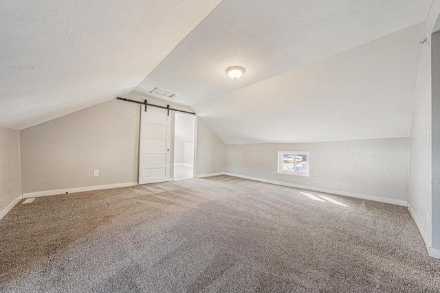 1202 S PEARL STREET, New London, WI 54961