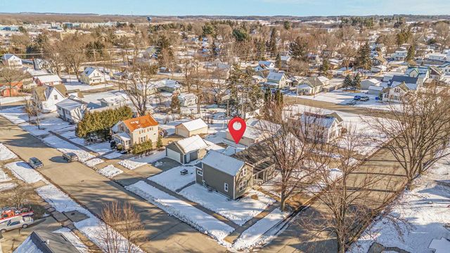 1202 S PEARL STREET, New London, WI 54961