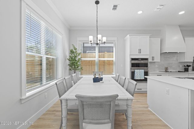 628 LOWER 8TH Avenue S, Jacksonville Beach, FL 32250
