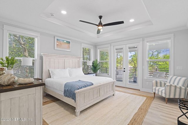 628 LOWER 8TH Avenue S, Jacksonville Beach, FL 32250
