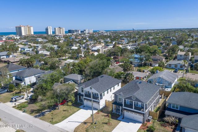 628 LOWER 8TH Avenue S, Jacksonville Beach, FL 32250
