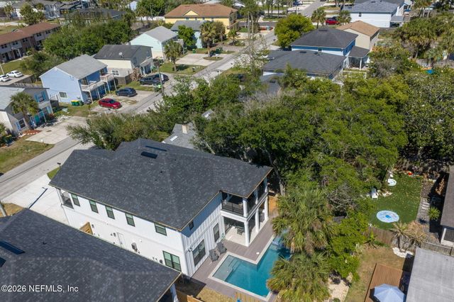 628 LOWER 8TH Avenue S, Jacksonville Beach, FL 32250