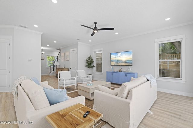 628 LOWER 8TH Avenue S, Jacksonville Beach, FL 32250