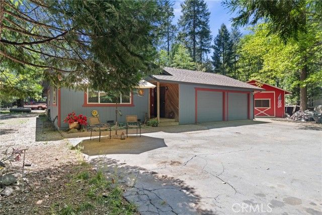 6176 Some Way, Magalia, CA 95954