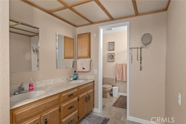 6176 Some Way, Magalia, CA 95954