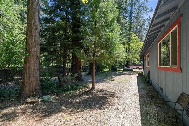 6176 Some Way, Magalia, CA 95954