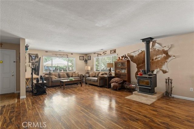 6176 Some Way, Magalia, CA 95954