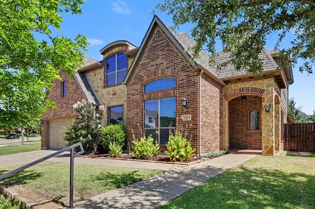 4216 Boxwood Drive, Denton, TX 76208