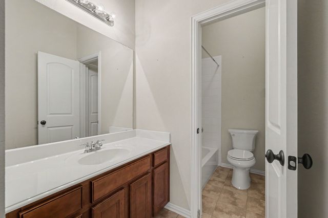 4216 Boxwood Drive, Denton, TX 76208