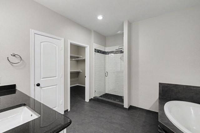 4216 Boxwood Drive, Denton, TX 76208