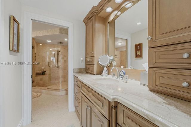 19670 Beach Road PHB4, Tequesta, FL 33469