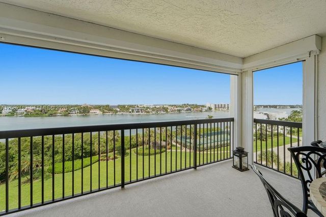 19670 Beach Road PHB4, Tequesta, FL 33469