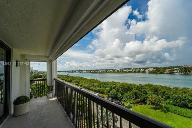 19670 Beach Road PHB4, Tequesta, FL 33469