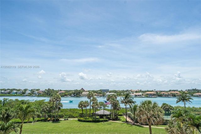 19670 Beach Road PHB4, Tequesta, FL 33469