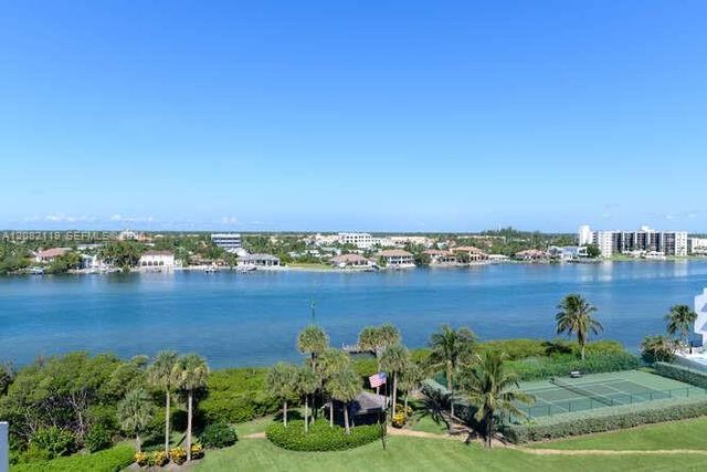 19670 Beach Road PHB4, Tequesta, FL 33469