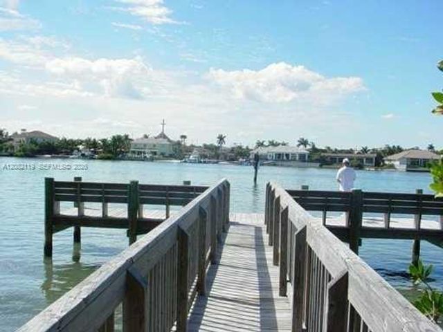 19670 Beach Road PHB4, Tequesta, FL 33469