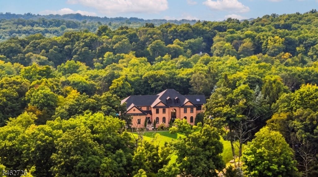 18 Forest Hill Dr, Sparta Twp., NJ 07871 — exterior