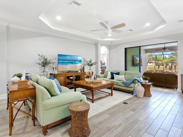 12729 FONTANA LOOP, Lakewood Ranch, FL 34211