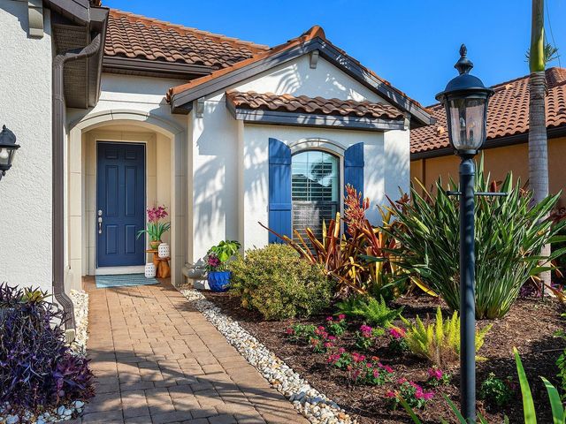 12729 FONTANA LOOP, Lakewood Ranch, FL 34211