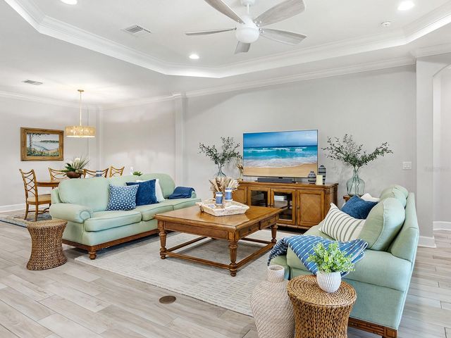 12729 FONTANA LOOP, Lakewood Ranch, FL 34211