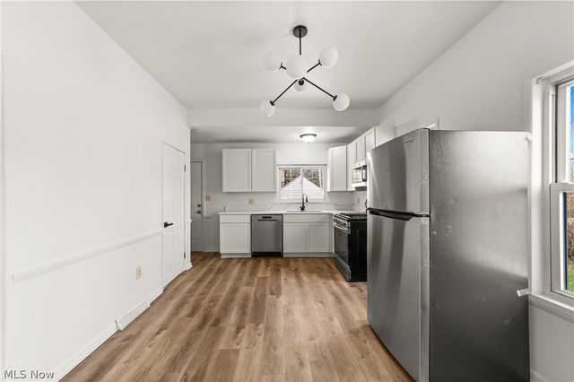 1314 Cove Avenue, Lakewood, OH 44107