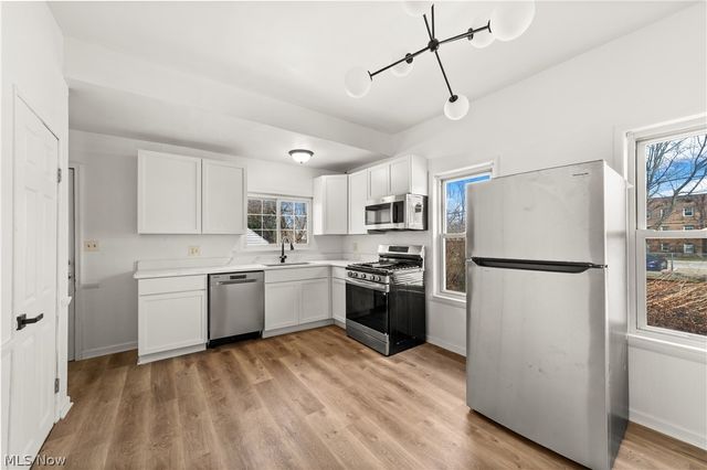 1314 Cove Avenue, Lakewood, OH 44107