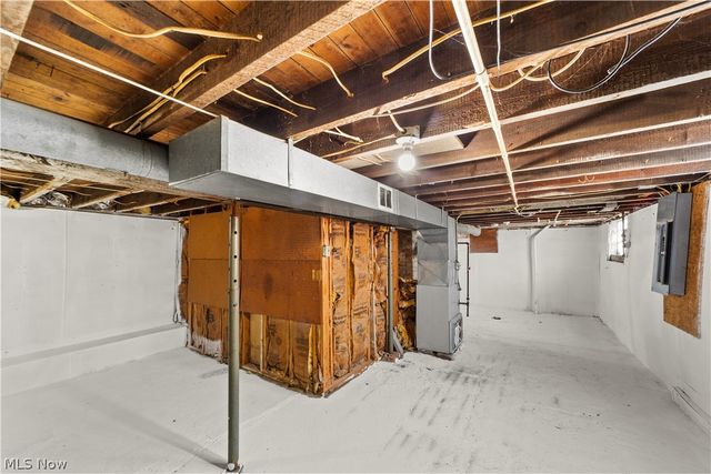 1314 Cove Avenue, Lakewood, OH 44107