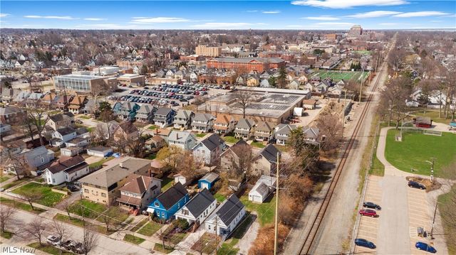 1314 Cove Avenue, Lakewood, OH 44107