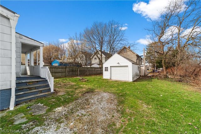 1314 Cove Avenue, Lakewood, OH 44107