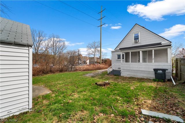 1314 Cove Avenue, Lakewood, OH 44107